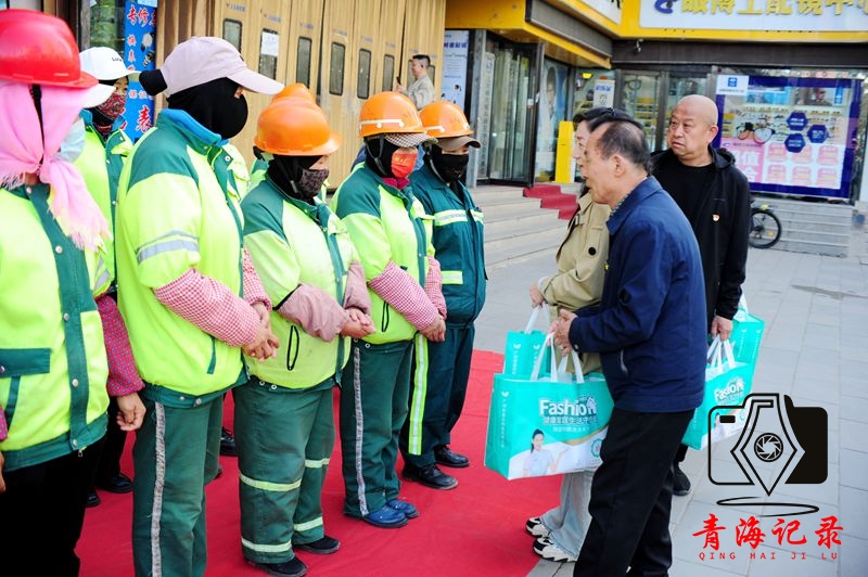 西宁市义乌商贸城党支部“迎五一 送温暖” 传递社会正能量